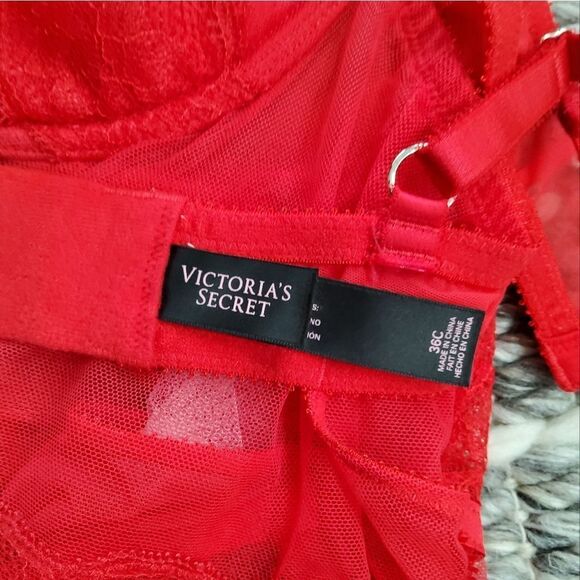 Victoria's Secret Red Lace Unlined Corset Teddy Size 36C - Picture 7 of 9